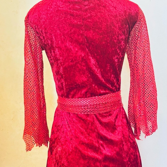 Devilish Diva Costume" by California Costumes - Picture 10 of 11